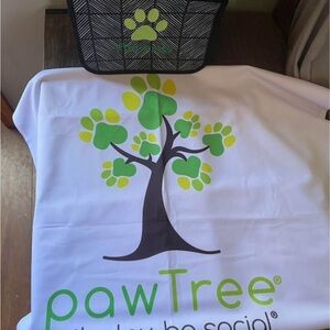 PawTree Table Banner & Thirty-one File bag